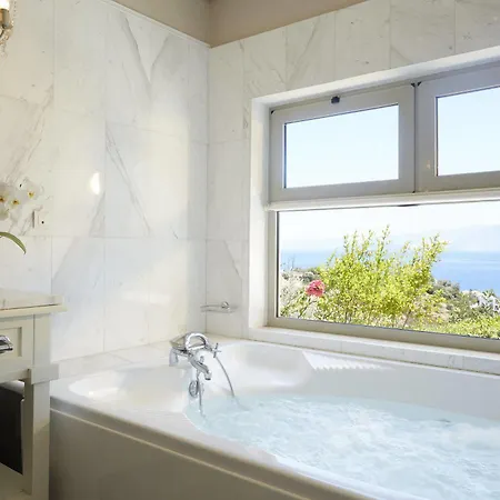 Pleiades Luxurious Ferienhaus *